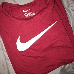 Nike Women’s Slim Fit T-Shirt